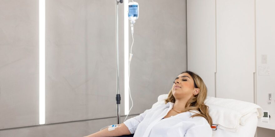 REVIV_IV_Drip_Therapy_Header_3c2001574e